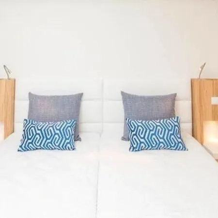 Alfagar Prestige Aparthotel 4*