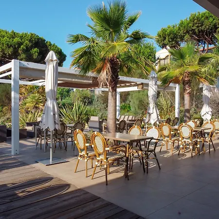 Aparthotel Alfagar Prestige 4*